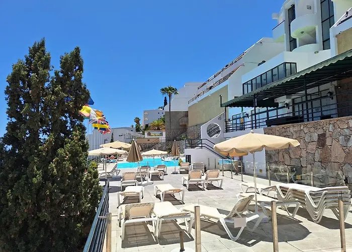 Horizon Views - Excellent Location With Ocean View