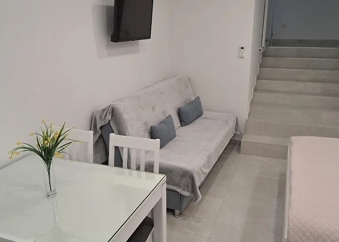 Apartments M&A
