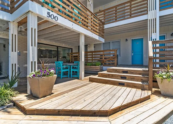 The Beach House At Oak Island By North State Hospitality