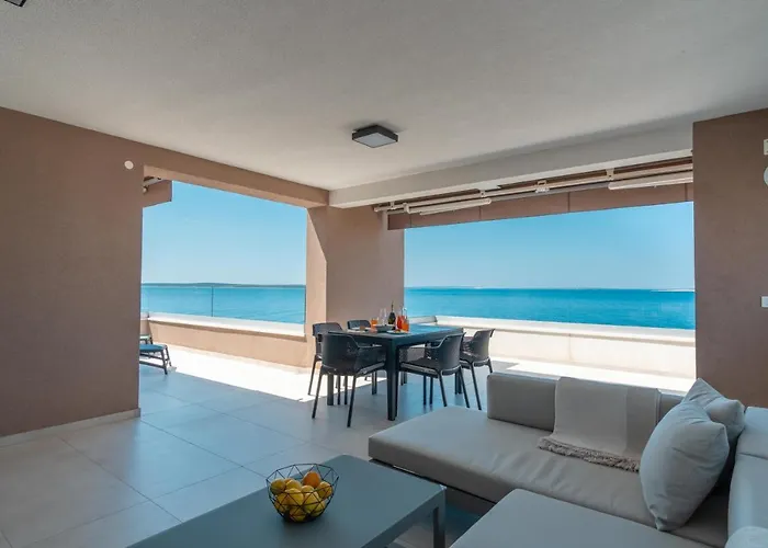 Apartments Mandre II