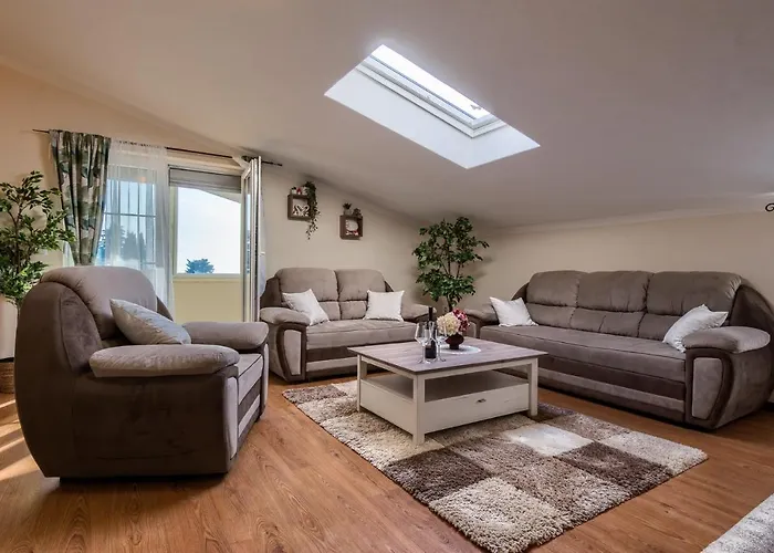 Apartmani Plavi Val
