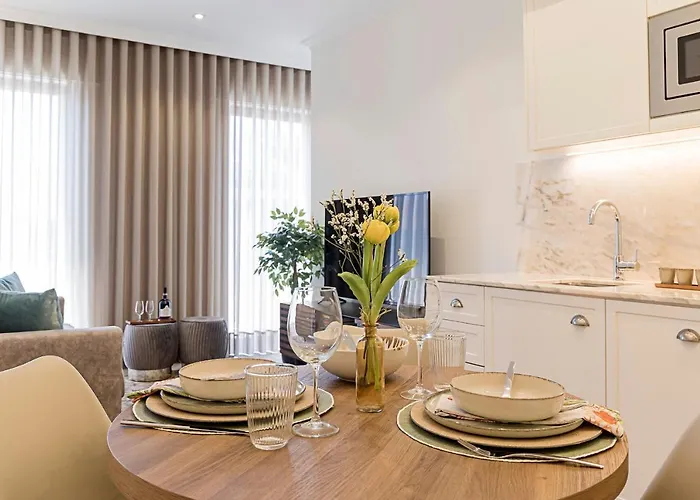 19 Nineteen Suites - Espinho