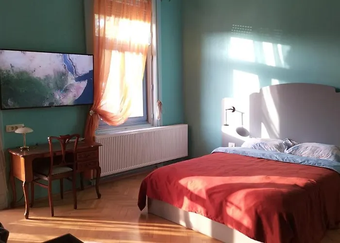 Melina Studio