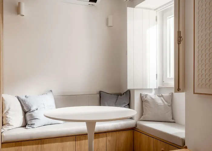 Setubal Central Studio - Walk Everywhere