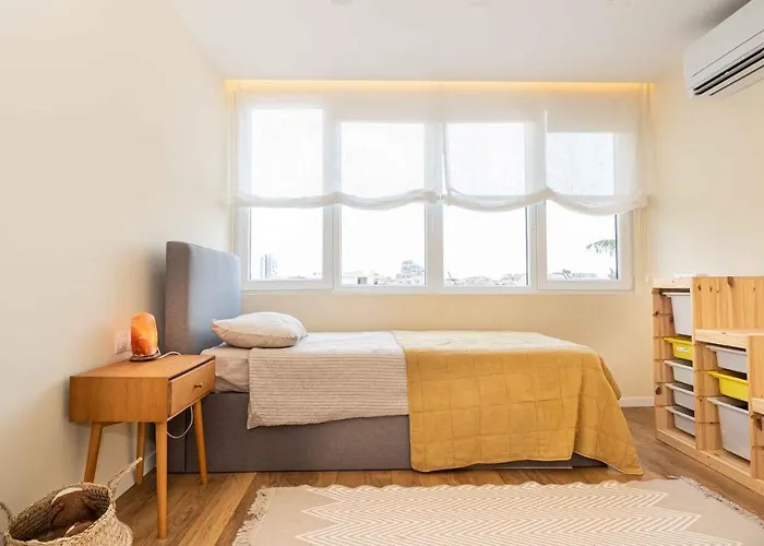 Central Deluxe Apartment