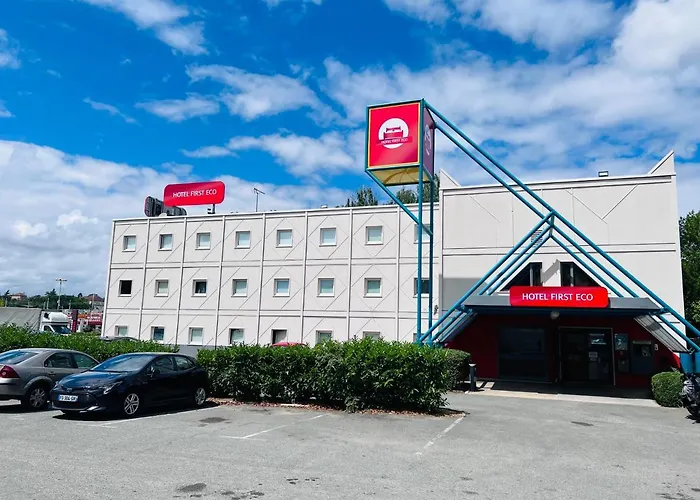 Hotel First Eco Savigny Villemoisson Centre Commercial Carrefour