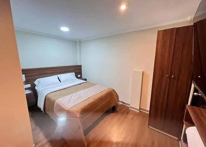 Ayna Hotel