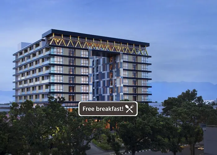 Hotel Santika Premiere Padang