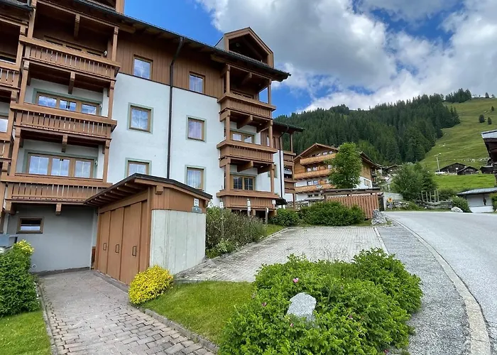 Königsleiten Ski- und Wanderwohnung Top 40 an der Piste und Lift