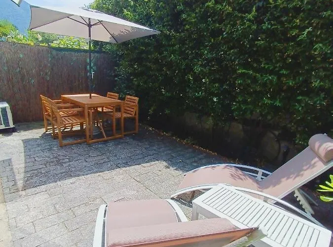 Appartamento Il Gelsomino Con Giardino E Piscina