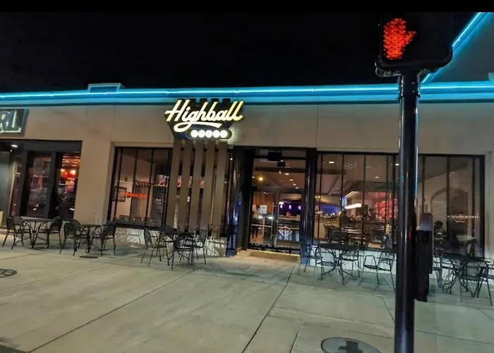Short Walk To Jsu Stadium, Hospitals, And Bars In Fondren