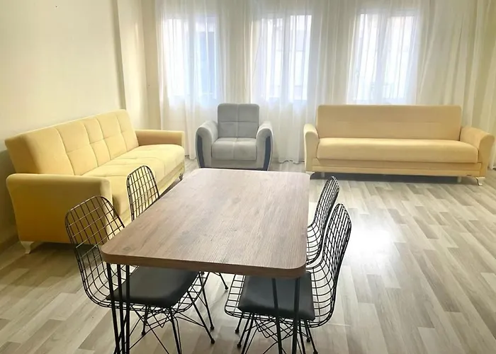 Cesme Merkezde Marinaya 5 Dakika