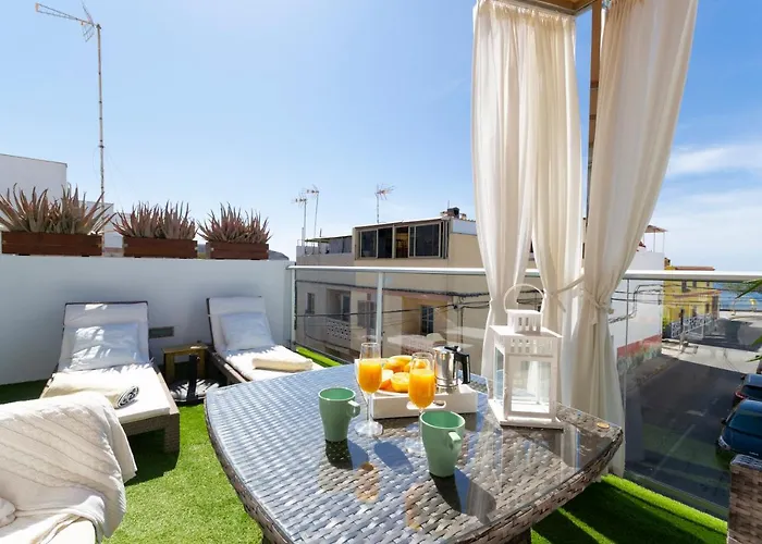 Cozy And Sea Views Private Terrace Apartment