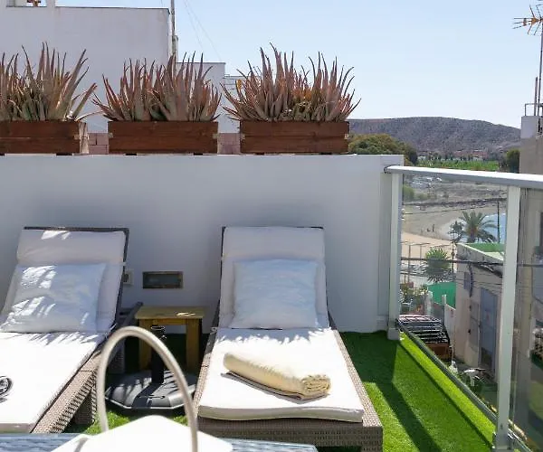 Cozy And Sea Views Private Terrace Apartment