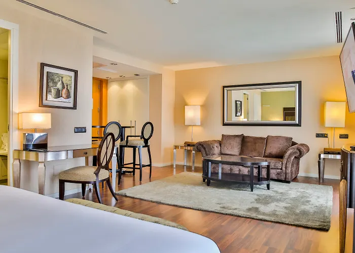 Hotel 525