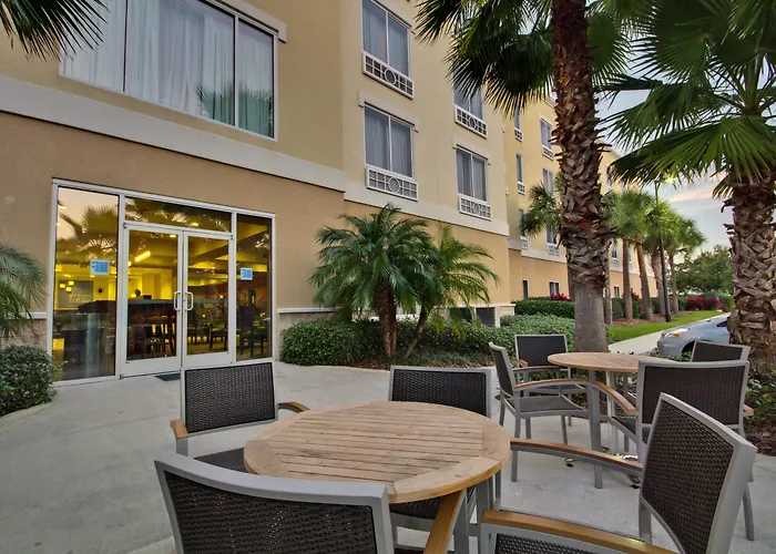 Holiday Inn Express And Suites Tampa I-75 At Bruce B. Downs By Ihg