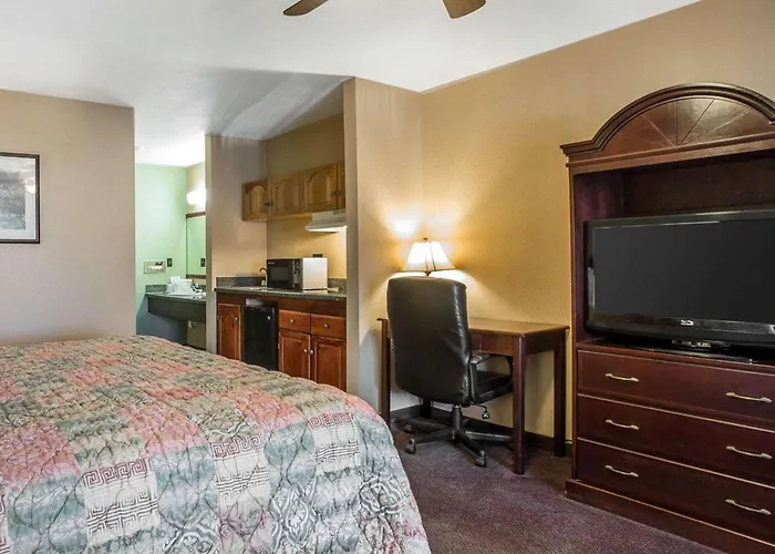 Quality Inn & Suites Cameron Park Shingle Springs
