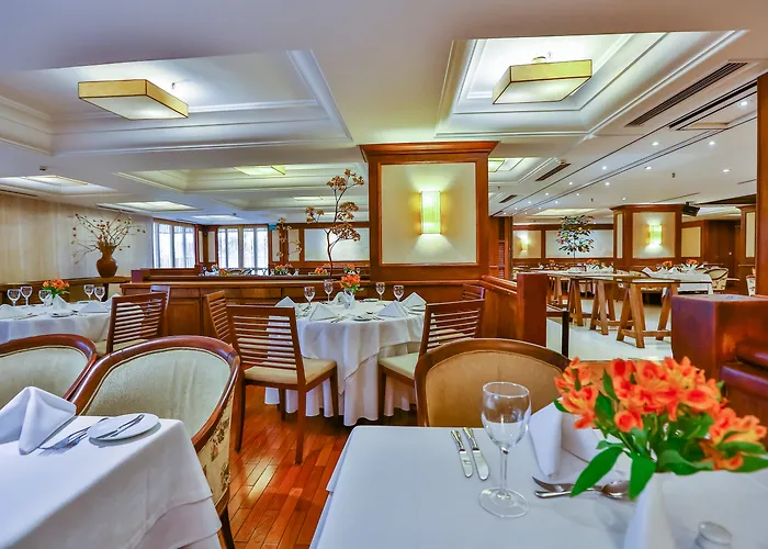 Kubitschek Plaza Hotel