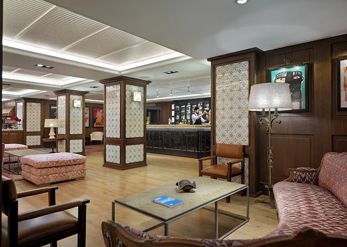 H10 Corregidor Boutique Hotel