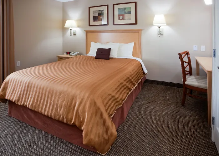 Candlewood Suites Milwaukee Brown Deer, An Ihg Hotel