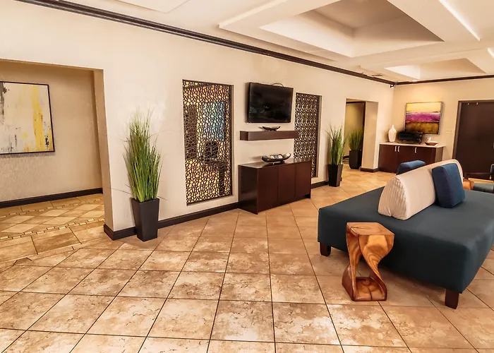 Holiday Inn Express Hotel & Suites Farmington, An Ihg Hotel