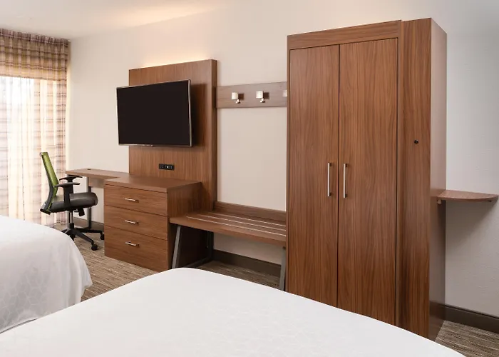 Holiday Inn Express Boca Raton - West By Ihg