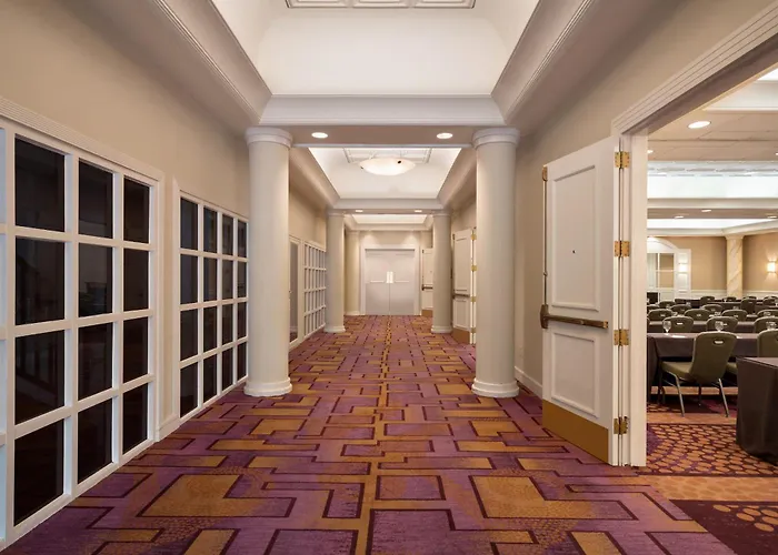 Crowne Plaza Englewood By Ihg