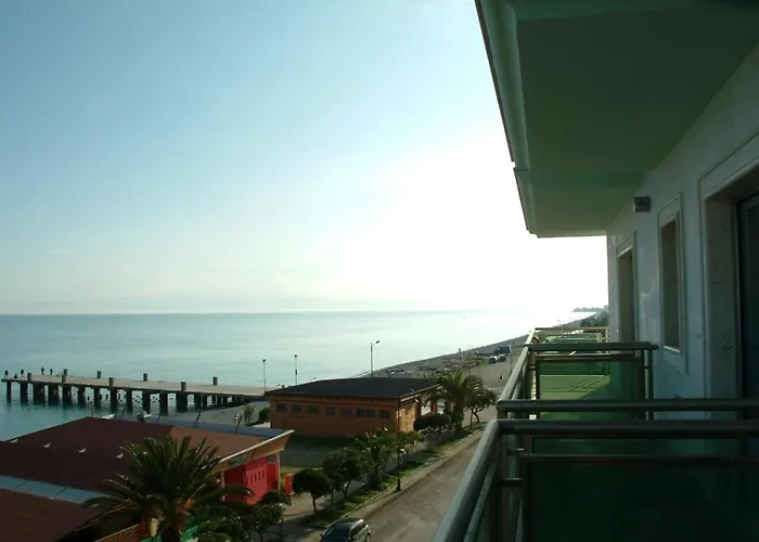Miramare Palace Hotel