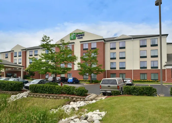 Holiday Inn Express Hotel & Suites Milwaukee-New Berlin By Ihg