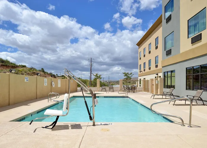 Holiday Inn Express & Suites Globe By Ihg