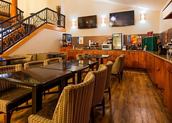 Best Western Plus Sidney Lodge