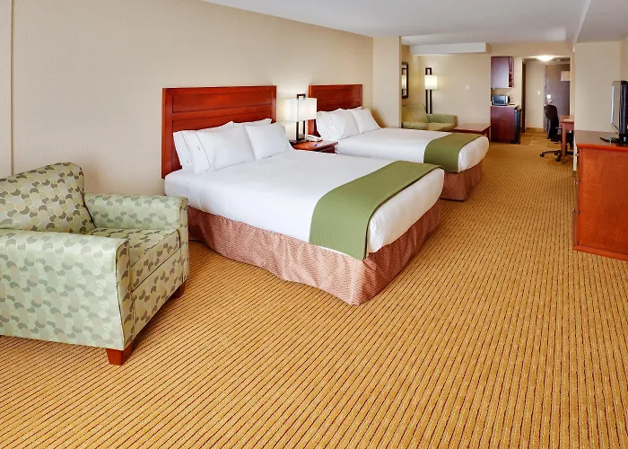 Holiday Inn Express Hotel & Suites Clarington - Bowmanville By Ihg