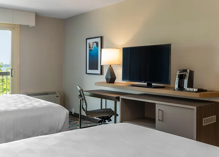 Holiday Inn Kingston - Waterfront By Ihg