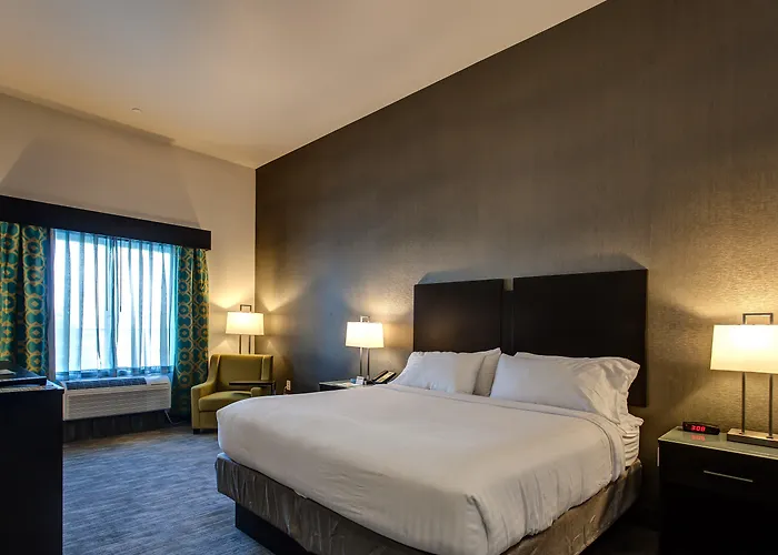 Holiday Inn Express & Suites Gatesville - N. Ft Hood By Ihg