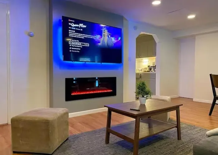H1 One Bedroom Apt Downtown Stamford