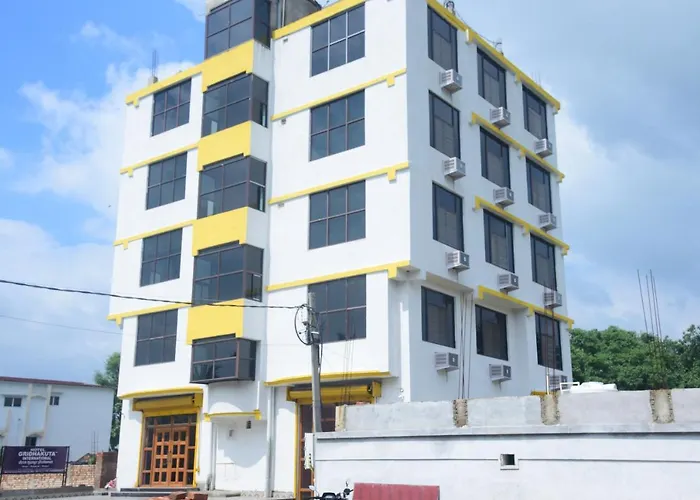 Hotel Gridhakuta International