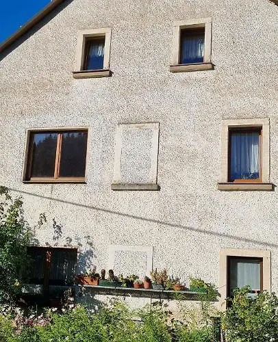 Ferienwohnung am Fuße des Schwartenberges