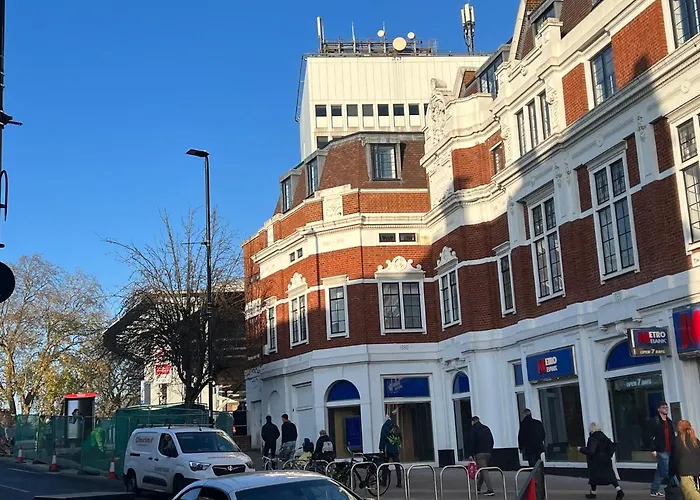 Belvue Serviced Apartment - Ealing Broadway