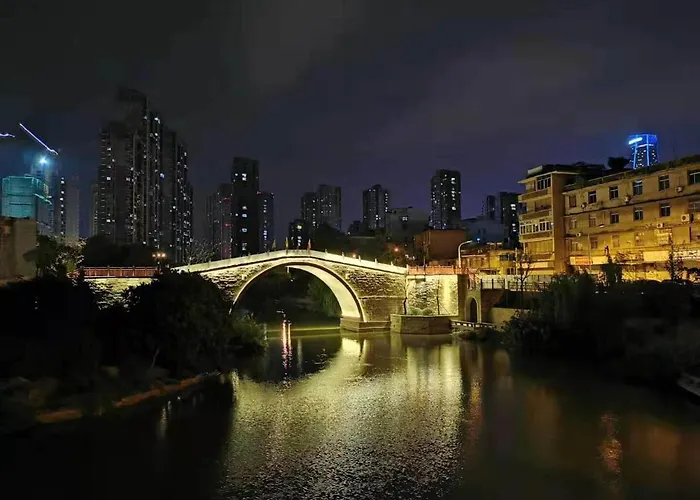 Jinjiang Inn Zhenjiang Suzhou University Suning Plaza