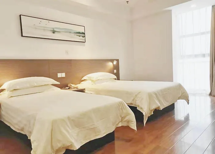 Jinjiang Inn Fashion Zhenjiang Dagang Pingchang Road