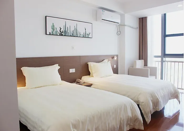 Jinjiang Inn Fashion Zhenjiang Dagang Pingchang Road