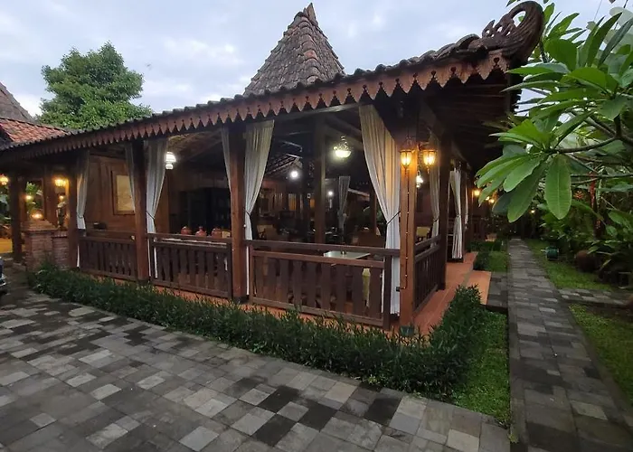La Tavisa Hotel Borobudur