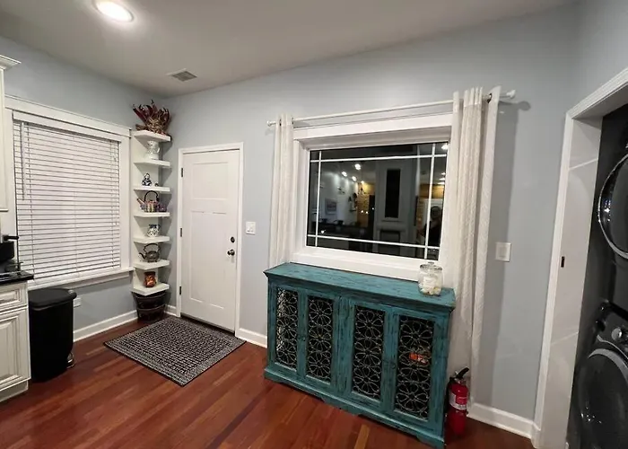 Cozy Chicago Apartment Next To The River