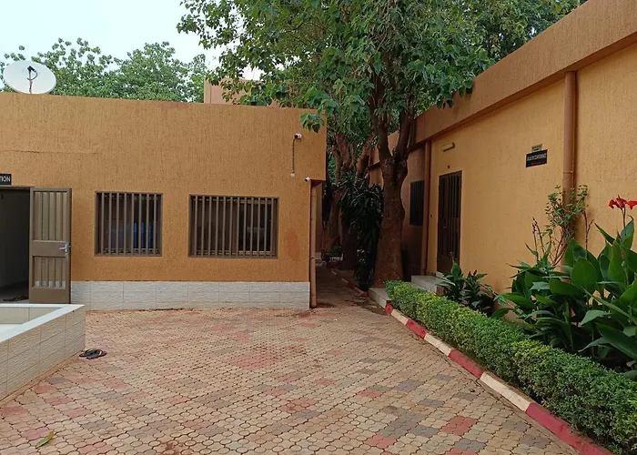 Sarada Hotel