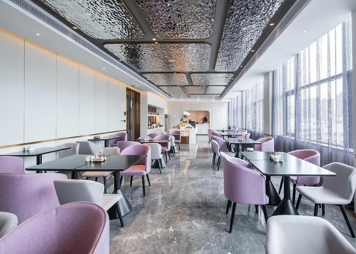 Atour Light Hotel Huizhou Jinshanhu Ganghui