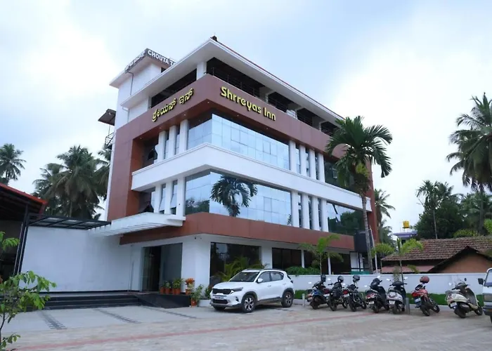Shrreyas Inn Boarding & Lodging