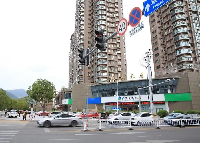 Greentree Eastern Hotel Yueqing Shifu Chenmu Square