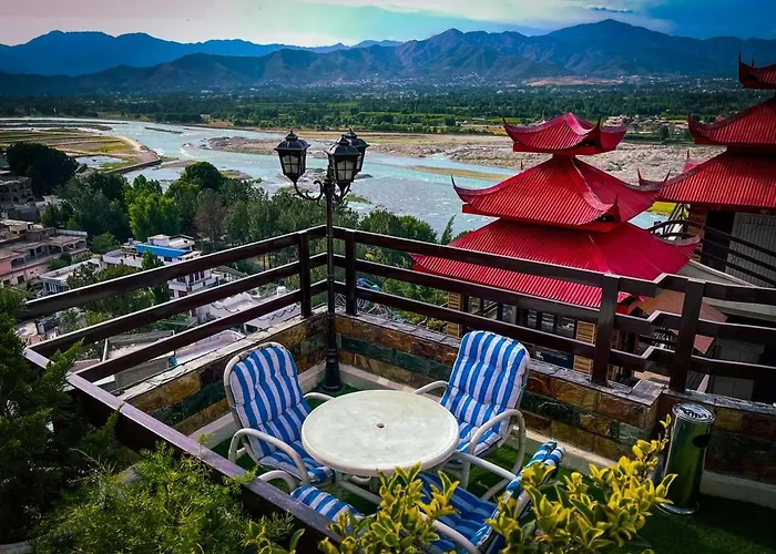 Burj Al Swat Hotel