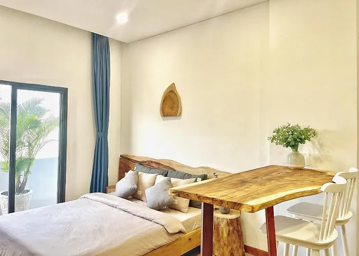 Midmost Casa