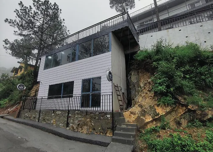 Hotel Pearl Residency
